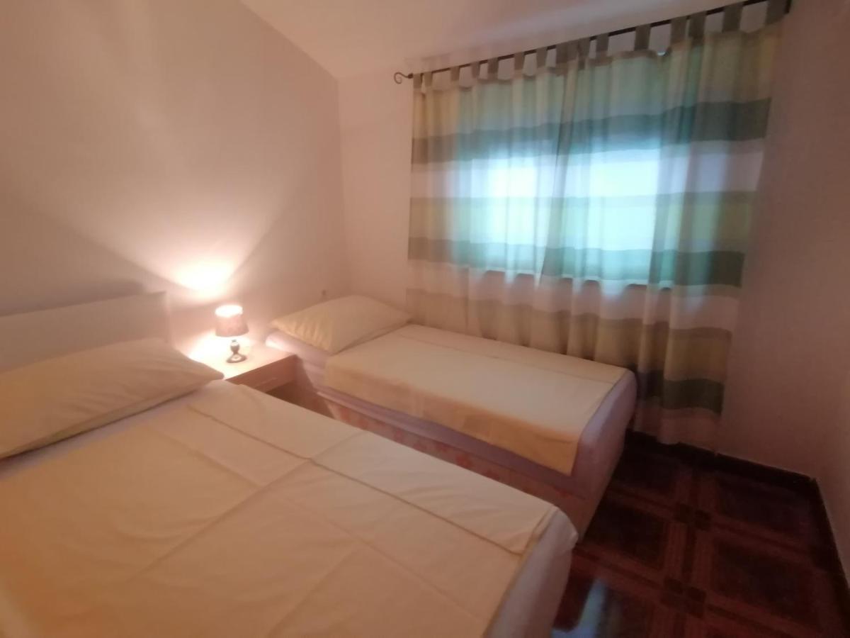 Apartmani Ivana Senj Senj  Exteriör bild