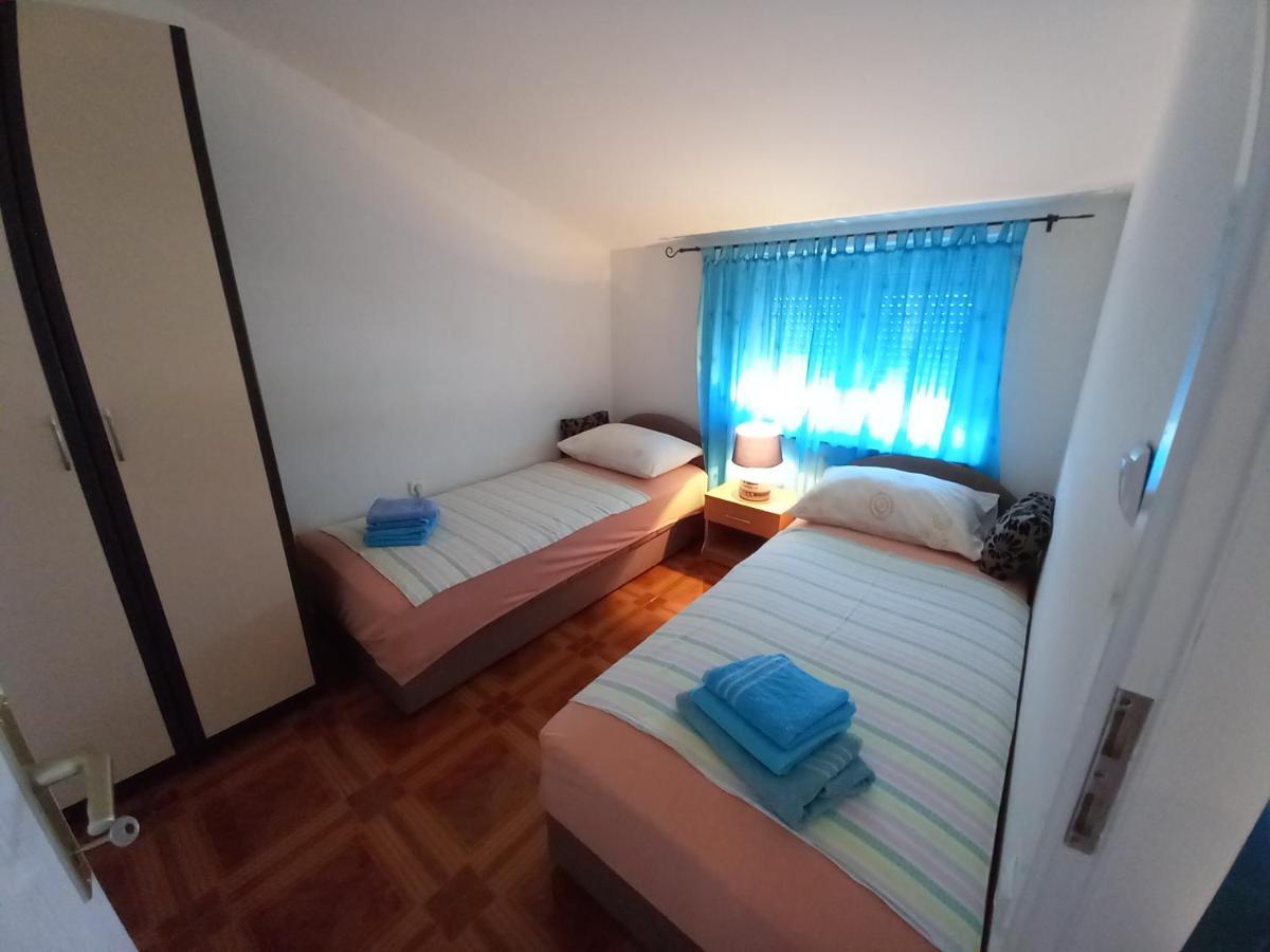 Apartmani Ivana Senj Senj  Exteriör bild